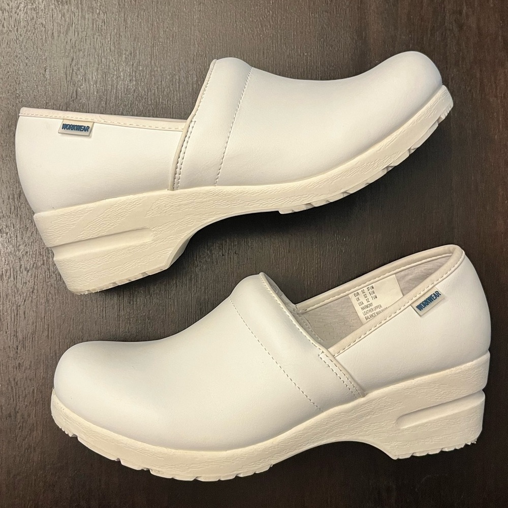Cherokee Workwear Harmony Clogs